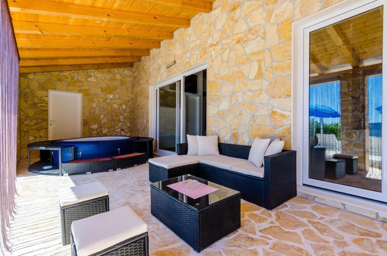 Villa Mateo With Private Pool Gruda Εξωτερικό φωτογραφία